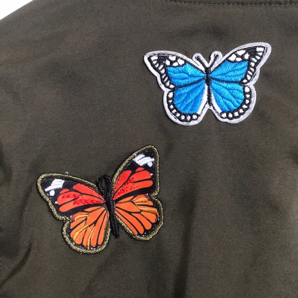 Bomber Jacket 💚 - Picture 3 of 6